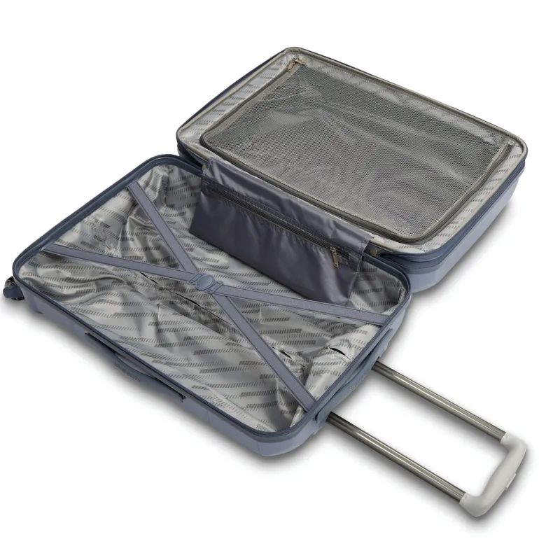 American Tourister Stratum 2 28 inch Spinner | Altman Luggage