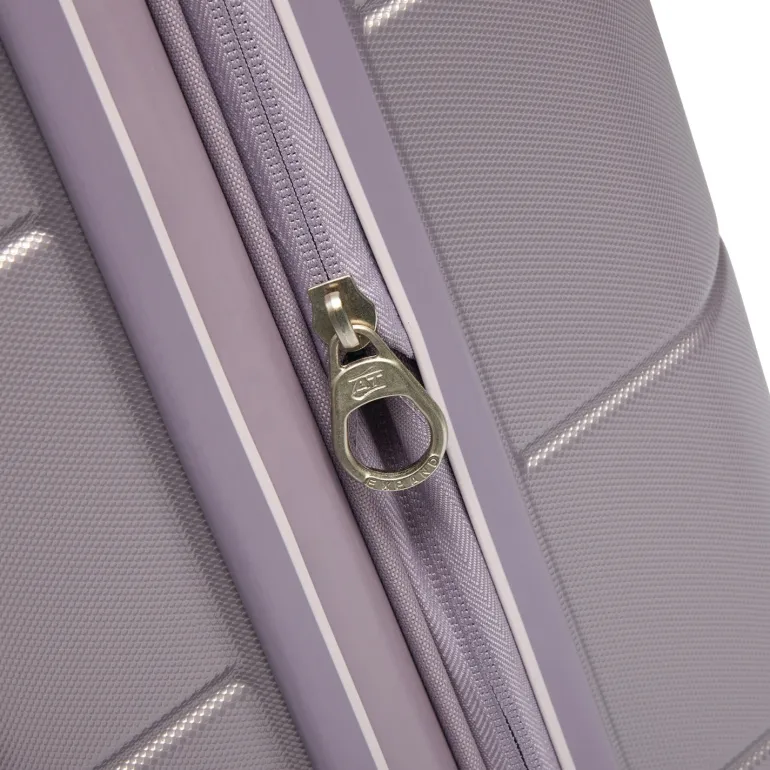 American Tourister Stratum 2 28 inch Spinner | Altman Luggage