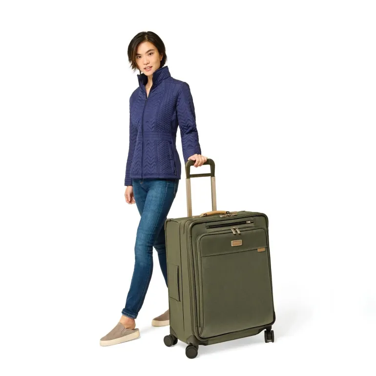 Briggs and Riley Baseline BLU126CXSP Medium Expandable Spinner