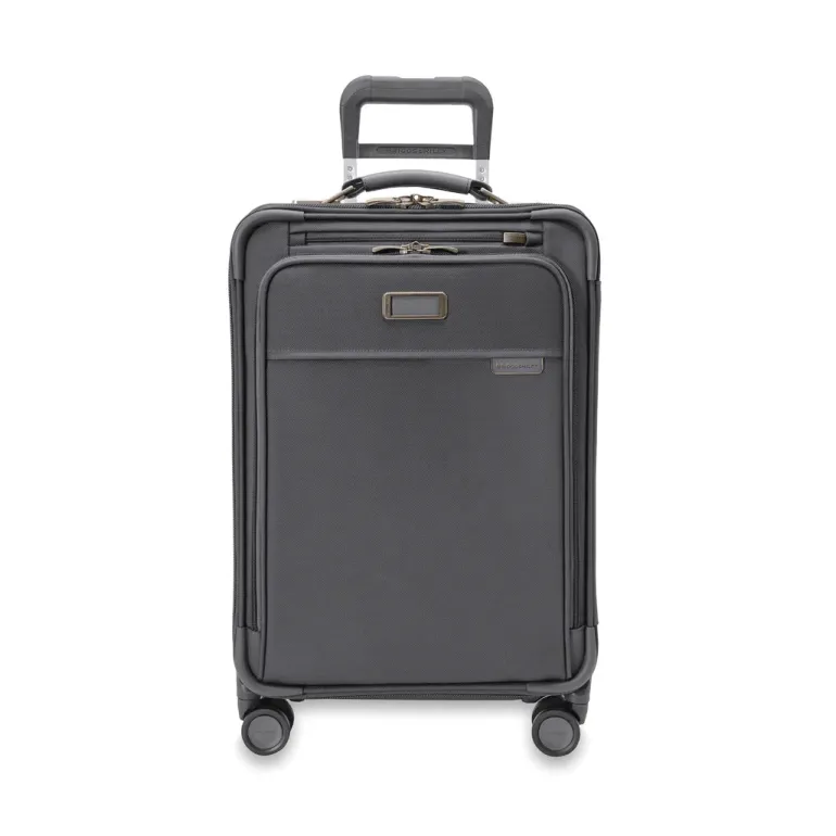 Briggs and Riley Baseline BLU122CXSP Essential Carryon Spinner