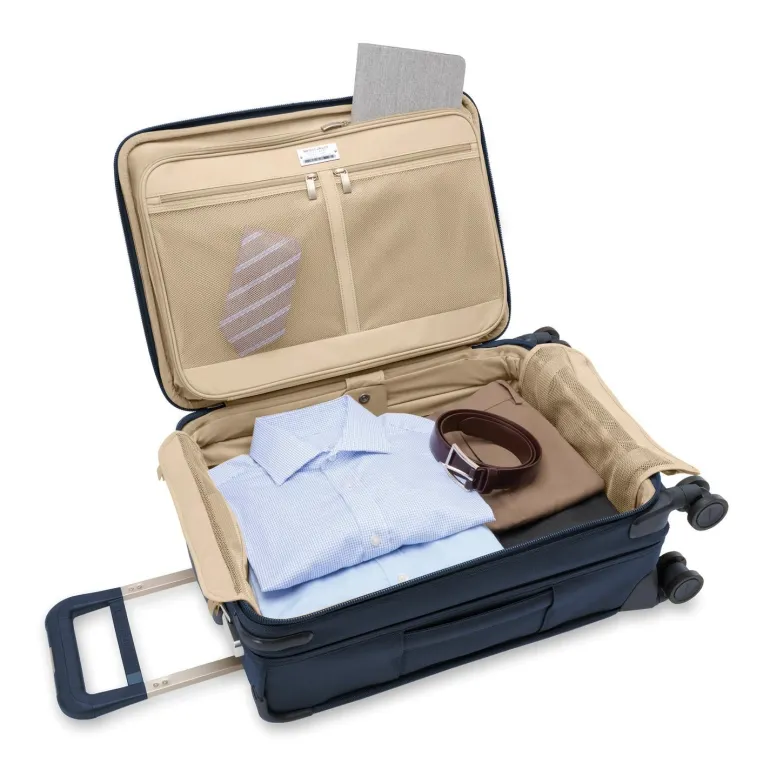 Briggs and Riley Baseline BLU122CXSP Essential Carryon Spinner