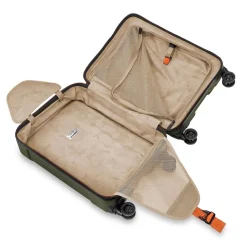 Briggs and Riley Torq QU221SP International Carry on Spinner Hunter