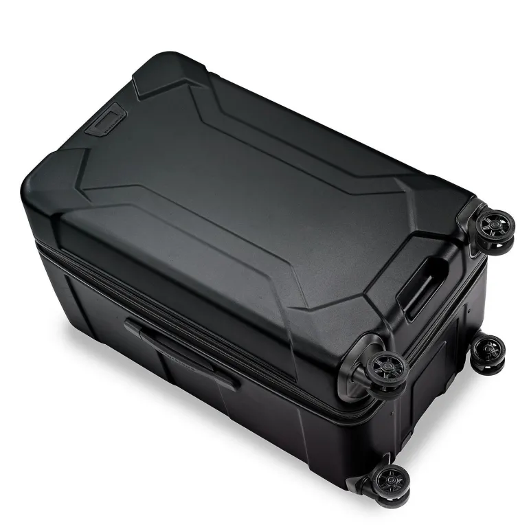 Briggs and Riley Torq QUT228SP Medium Trunk Spinner Stealth | Altman
