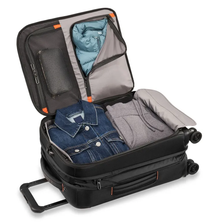 Briggs and Riley ZDX International Carry on Expandable Spinner Black