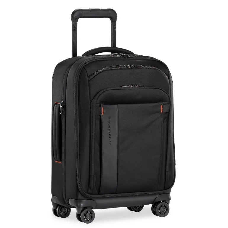 Briggs and Riley ZDX International Carry on Expandable Spinner Black