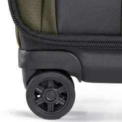 Briggs and Riley ZDX International Carry on Expandable Spinner Hunter