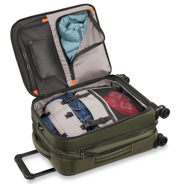 Briggs and Riley ZDX International Carry on Expandable Spinner Hunter
