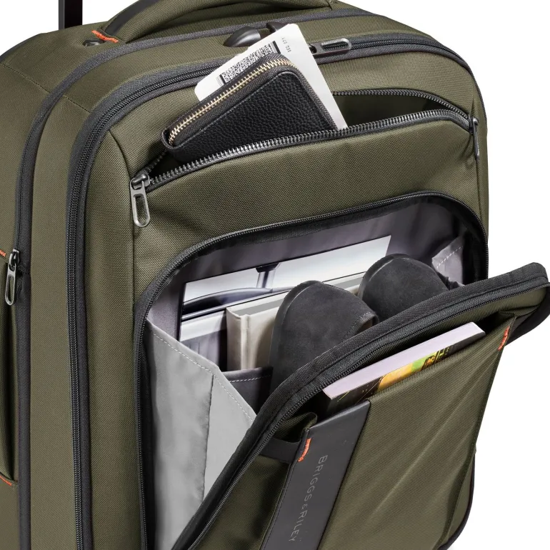 Briggs and Riley ZDX International Carry on Expandable Spinner Hunter