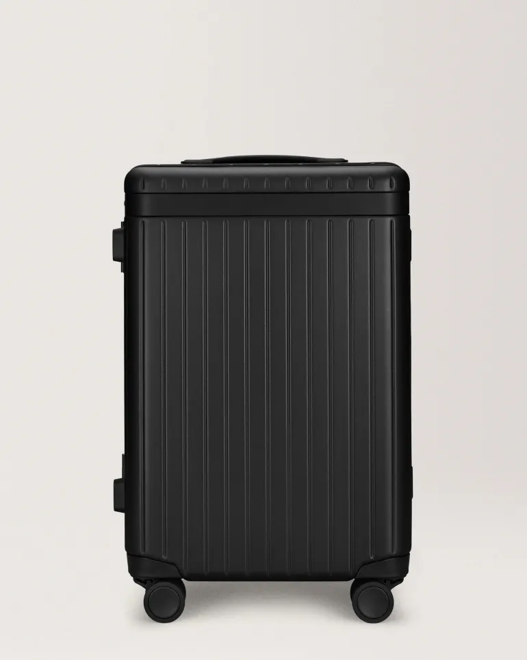 Carl Friedrik Hybrid The Carry-on