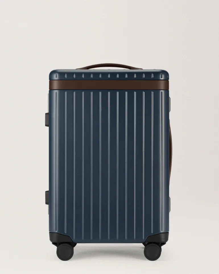 Carl Friedrik Hybrid The Carry-on