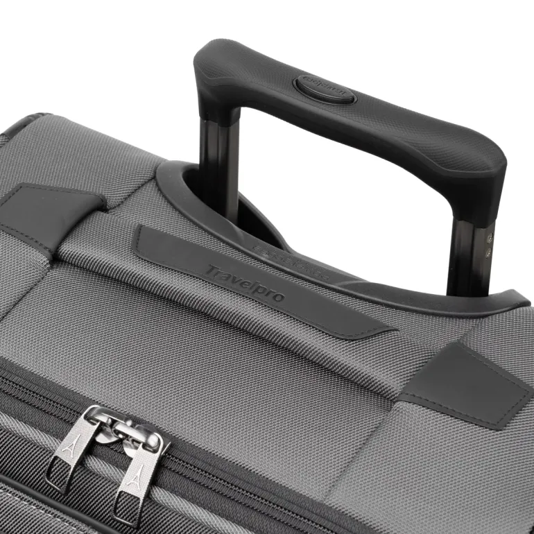 Crew Classic Carry-On Expandable Rollaboard