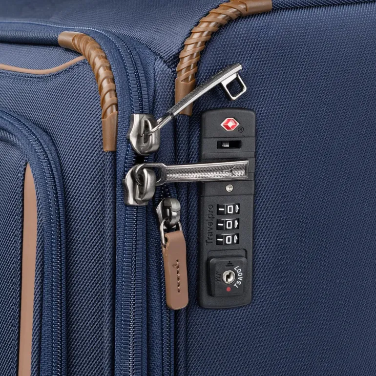 Crew Classic Medium Check-in Expandable Spinner