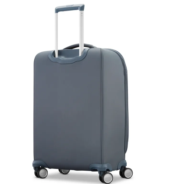 ELEVATION PLUS SOFTSIDE CARRY-ON SPINNER