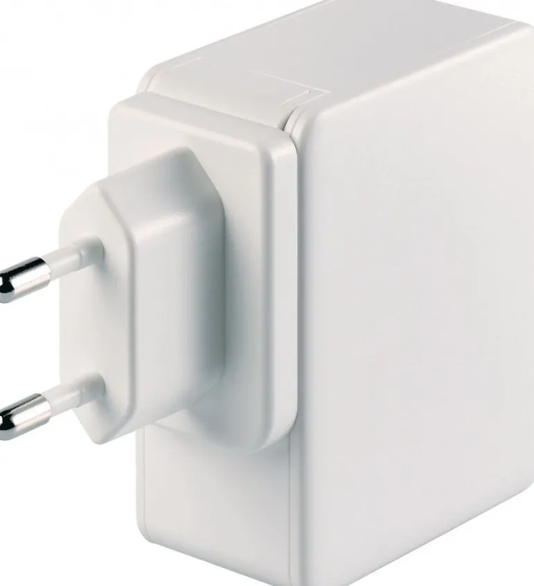 Go Travel Worldwide USB Adapter Set Sale | Altman Luggage New York