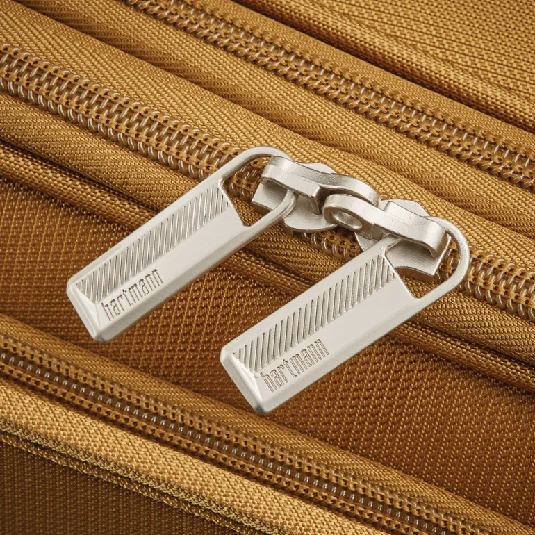 Hartmann Metropolitan 2 Global Expandable Carry On Spinner Safari Sale