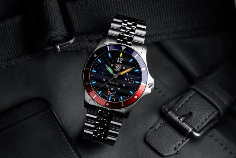 Luminox VOLITION AMERICA Minuteman Dress Watch 42 mm