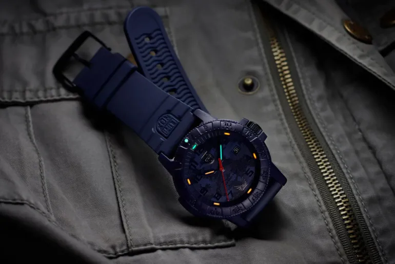 Luminox Volition America Leatherback Sea Turtle Giant Navy Out
