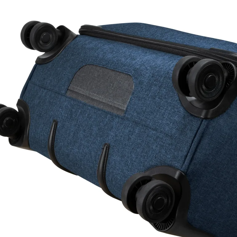 Malibu Bay 3.0 Carry-On Expandable Spinner