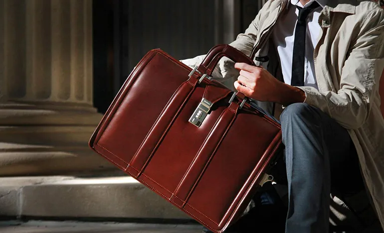 McKleinUSA Morgan 83344 Brown 17 Litigator Laptop Brief