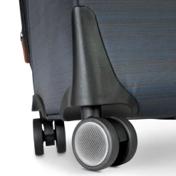 Montecito 2.0 Softside Large Check-In Spinner