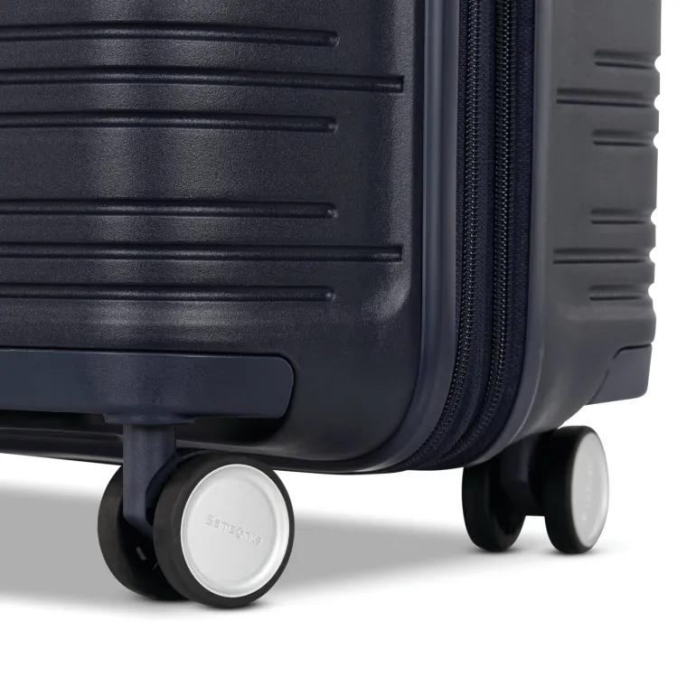 Samsonite Elevation Plus Large Spinner | Altman Luggage