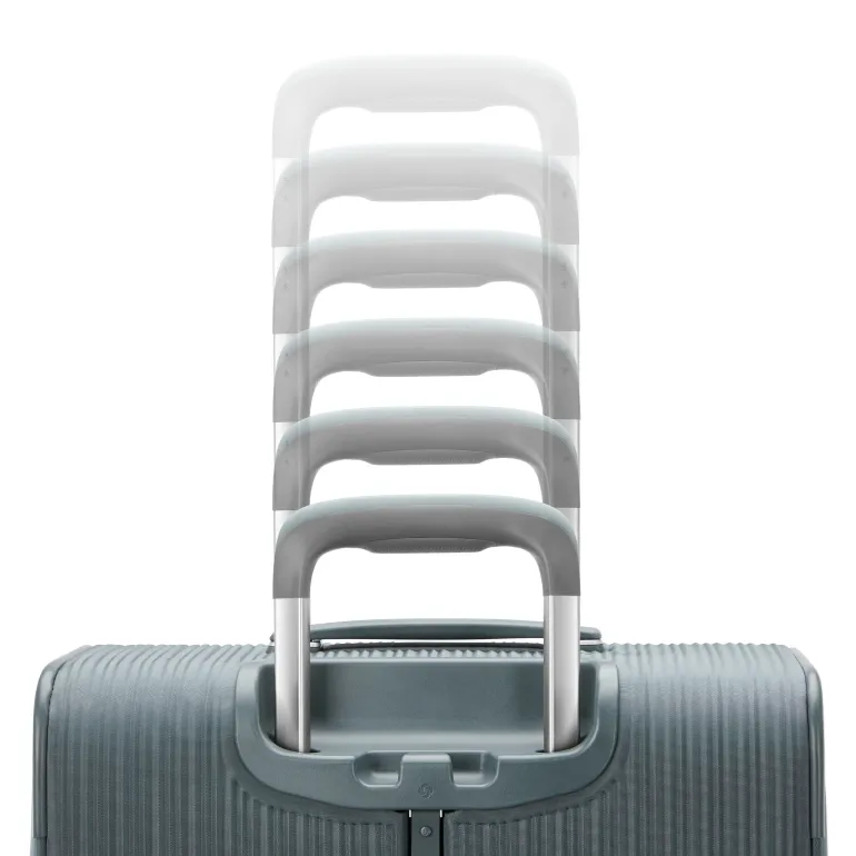 Samsonite Silhouette 18 Softside Medium Spinner