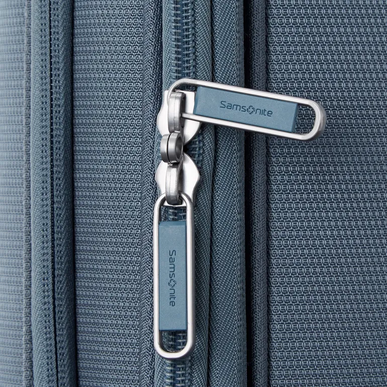 Samsonite UpLIFT Softside Large Spinner