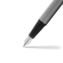 Sheaffer 300 Matte Gray Fountain Pen With Black Trims