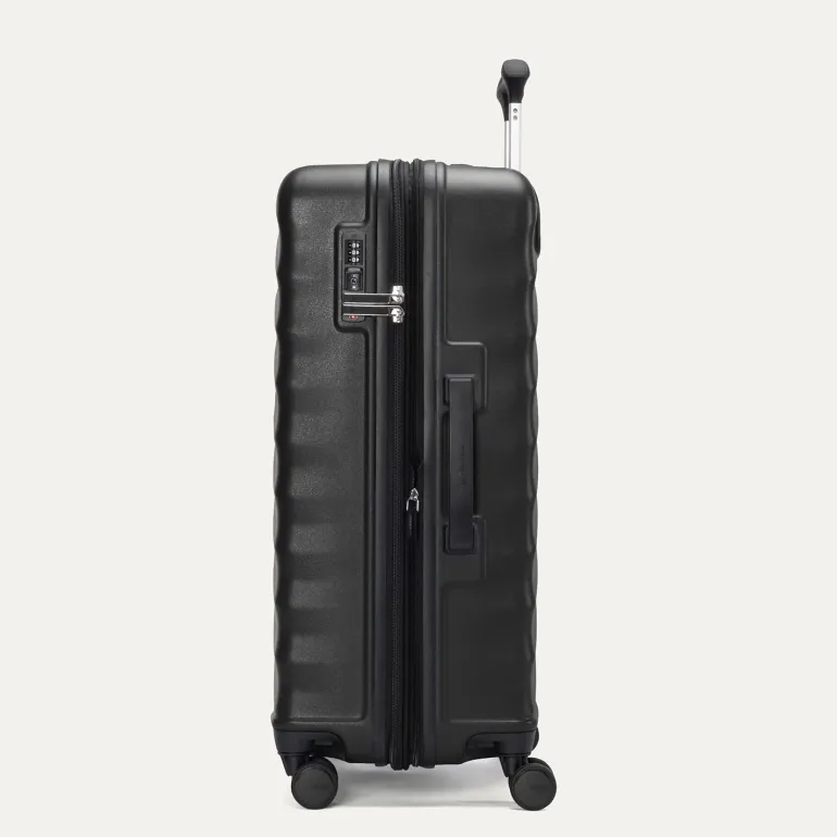 Travelpro Maxlite Air V2 Medium Check-In Hardside Spinner