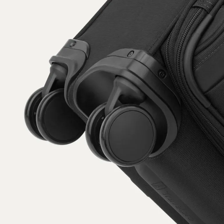 VersaPack+ Compact Carry-On Spinner