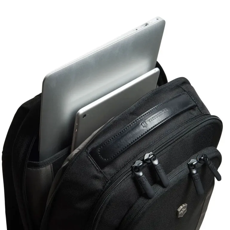 Victorinox Swiss Army Altmont Professional Compact Laptop Backpack