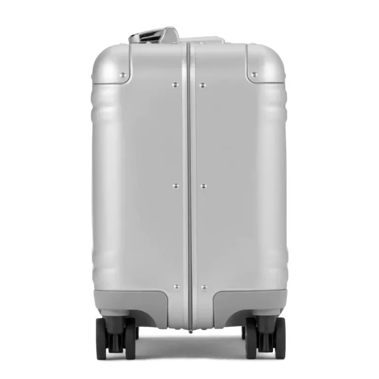 Zero Halliburton CLASSIC ALUMINUM 3.0 Business Case 28L
