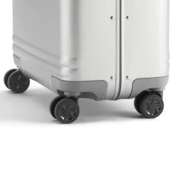 Zero Halliburton CLASSIC ALUMINUM 3.0 Business Case 28L