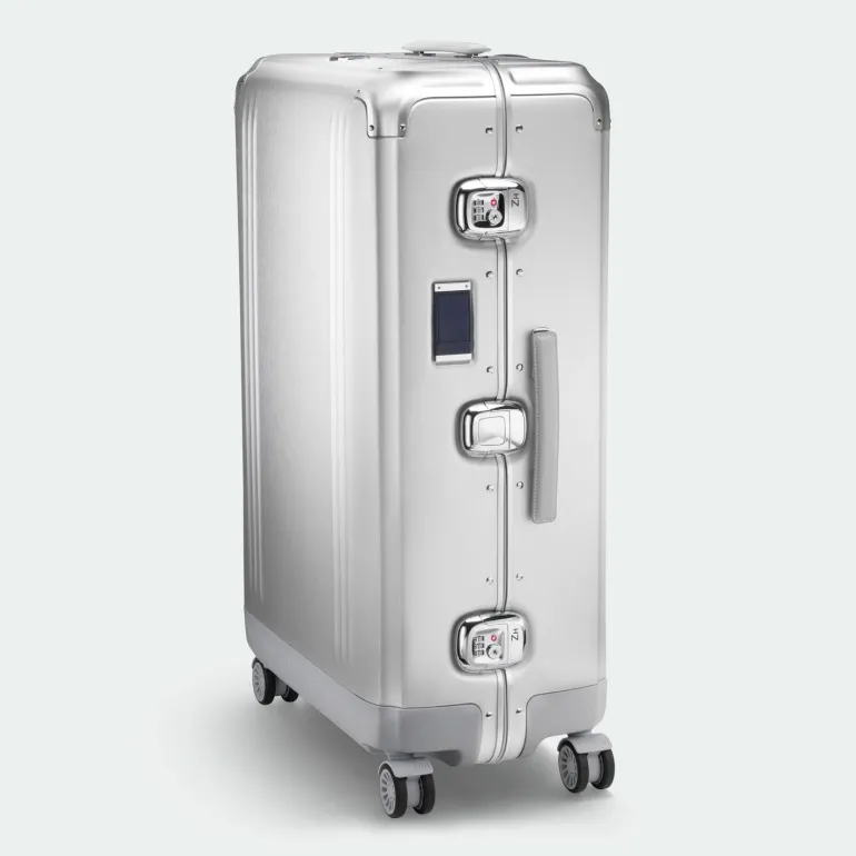 Zero Halliburton Pursuit Aluminum Medium Travel Case Silver